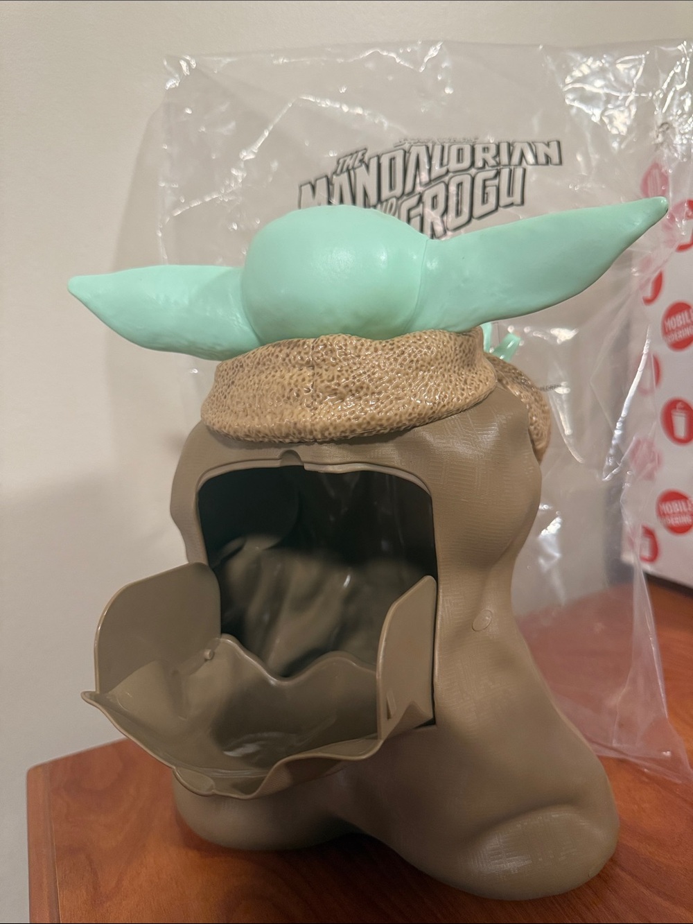 Star Wars Mandalorian Grogu Popcorn Bucket + Helmet Cup! Cinemark NWT IN HAND! - Picture 14 of 15